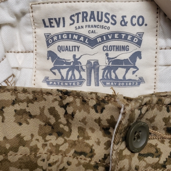 Levi's Other - Men's LEVI'S Slim Cargo Jean